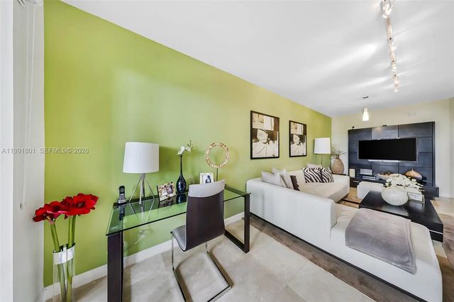 4 of 44 - 10711 Nw 75th Lane, Doral, FL