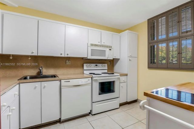 3 of 35 - 3671 Environ Boulevard #368, Lauderhill, FL