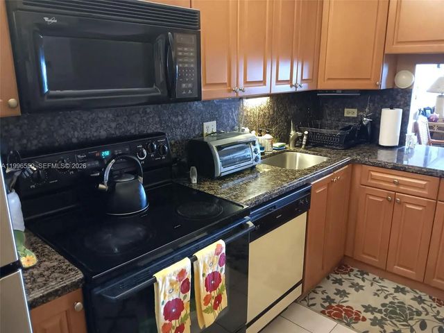 4 of 21 - 3545 Ne 166th Street #306, North Miami Beach, FL