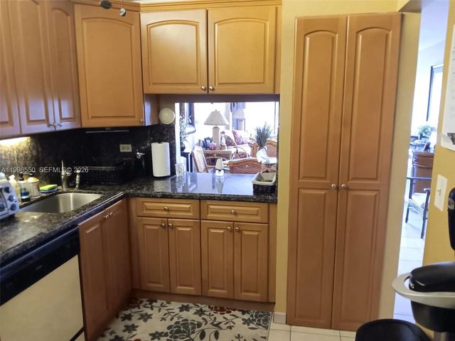 5 of 21 - 3545 Ne 166th Street #306, North Miami Beach, FL
