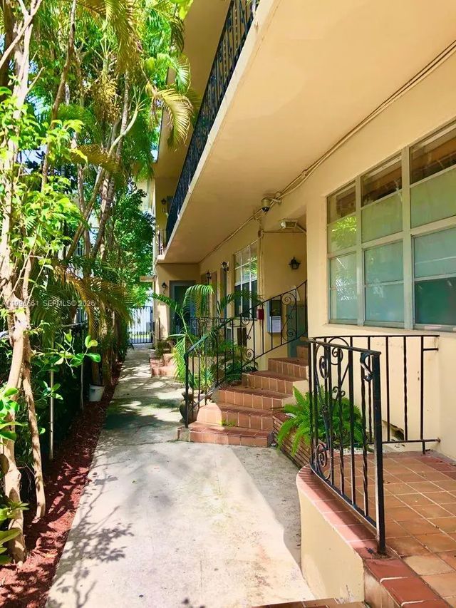 3 of 22 - 1325 Meridian Avenue #5, Miami Beach, FL
