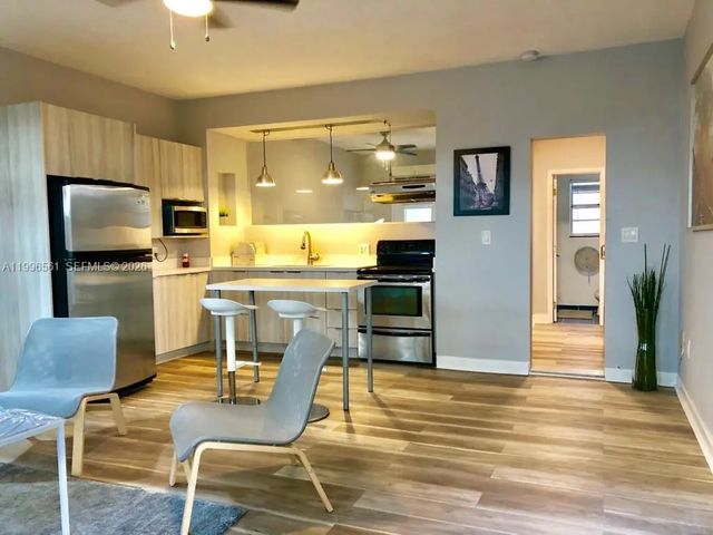 5 of 22 - 1325 Meridian Avenue #5, Miami Beach, FL