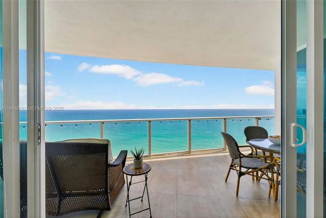 4 of 47 - 3951 S Ocean Drive #1803, Hollywood, FL