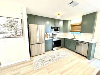 Photo of Listing #B26012312