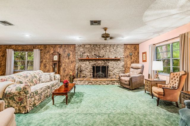 3 of 38 - 4153 1st Street Sw, Vero Beach, FL