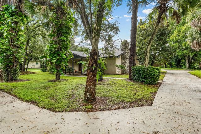 5 of 38 - 4153 1st Street Sw, Vero Beach, FL