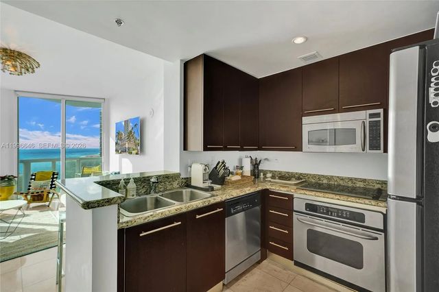 4 of 18 - 6515 Collins Avenue #804, Miami Beach, FL