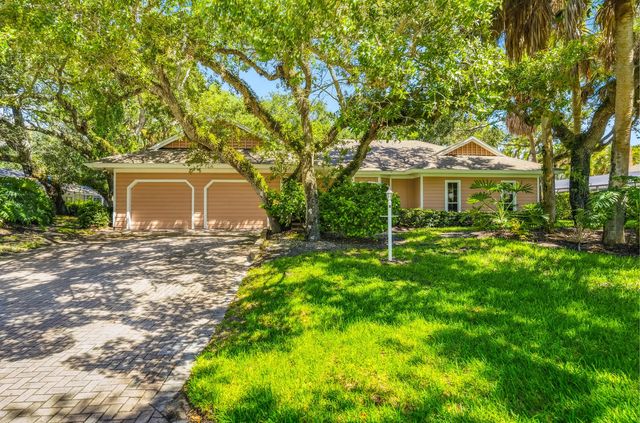 1027 Mangrove Lane, Vero Beach