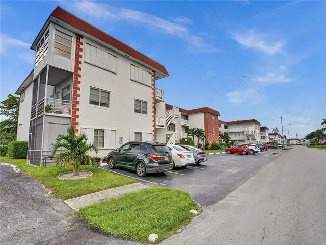 2 of 6 - 1490 Nw 43rd Avenue #208, Lauderhill, FL