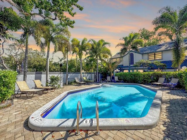 700 Se 14th Street #g, Fort Lauderdale