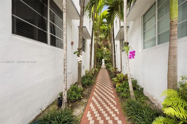 5 of 33 - 3915 N Meridian Avenue #201, Miami Beach, FL