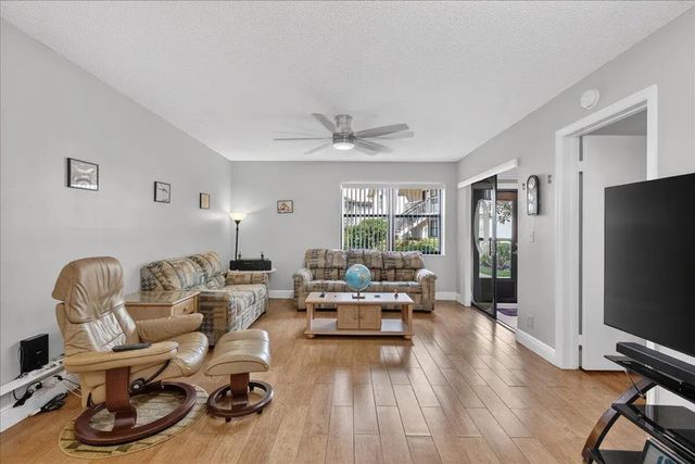 3 of 26 - 7633 Tahiti Lane #101, Lake Worth, FL
