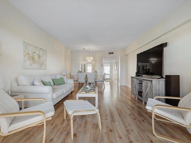 5 of 34 - 1481 S Ocean Boulevard #315a, Pompano Beach, FL