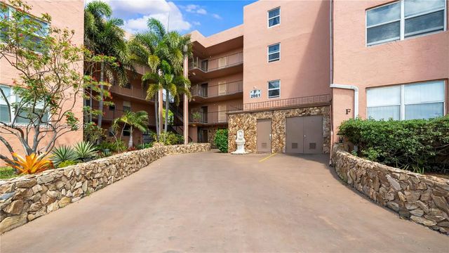 3 of 45 - 2861 Somerset Drive #301, Lauderdale Lakes, FL