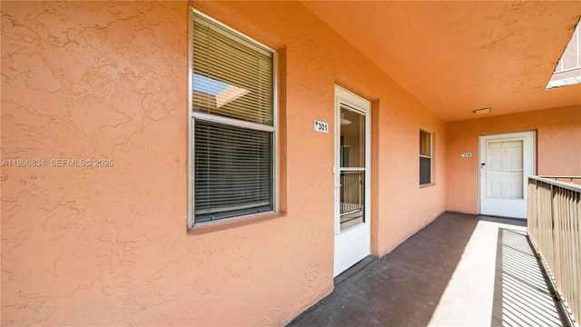 4 of 45 - 2861 Somerset Drive #301, Lauderdale Lakes, FL