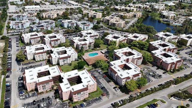5 of 45 - 2861 Somerset Drive #301, Lauderdale Lakes, FL