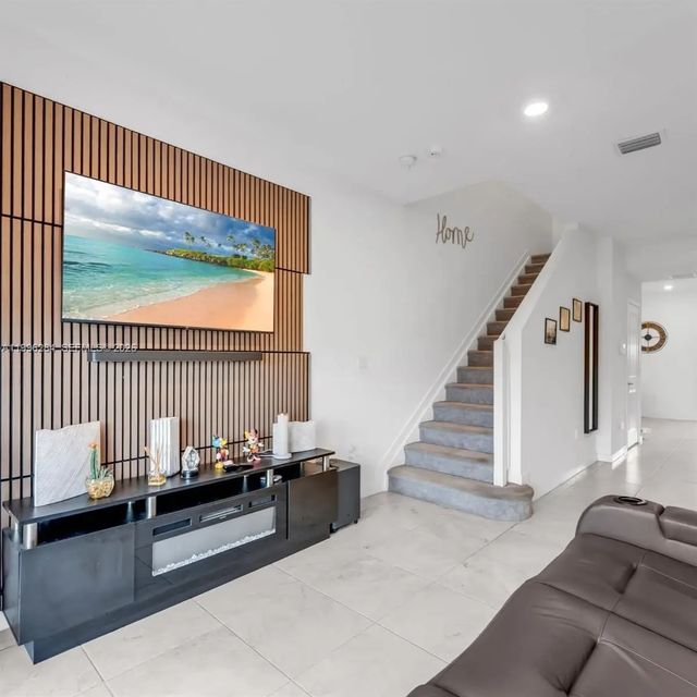 4 of 12 - 13360 Sw 250th Street, Homestead, FL