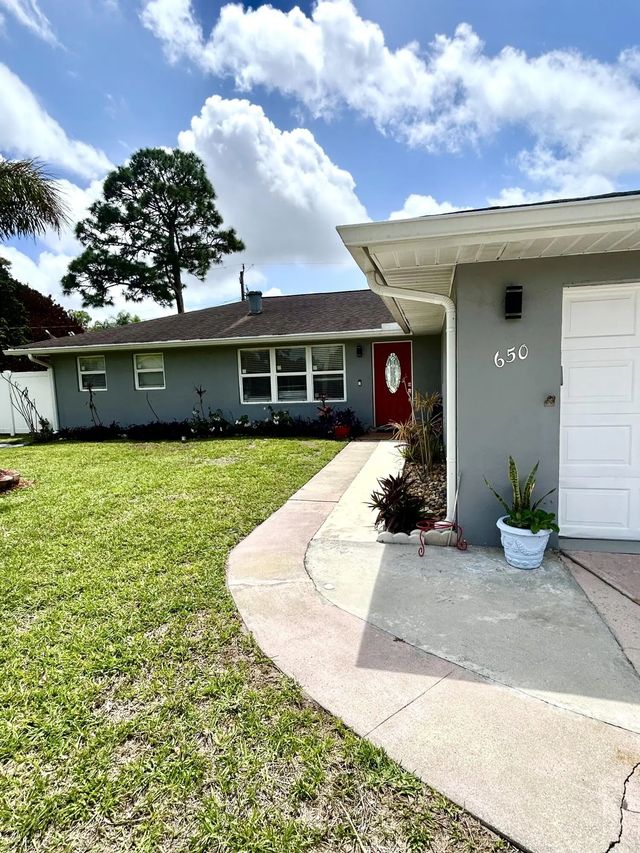 2 of 31 - 650 Sw Todd Avenue, Port St. Lucie, FL