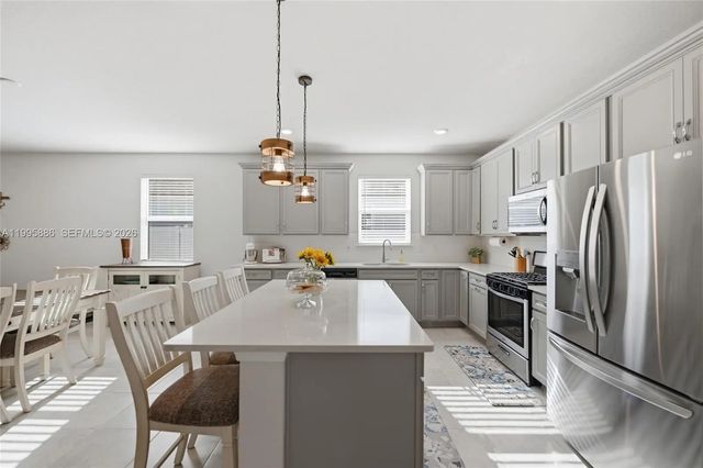 3 of 42 - 4594 Farmhouse Gate Trail, Jacksonville, FL