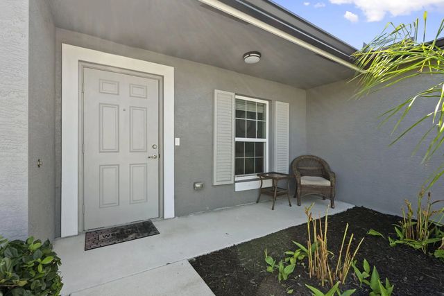 5 of 42 - 2118 Se Genoa Street, Port St. Lucie, FL