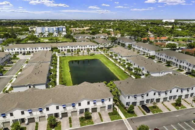 3 of 41 - 848 Nw 3rd Terrace, Pompano Beach, FL