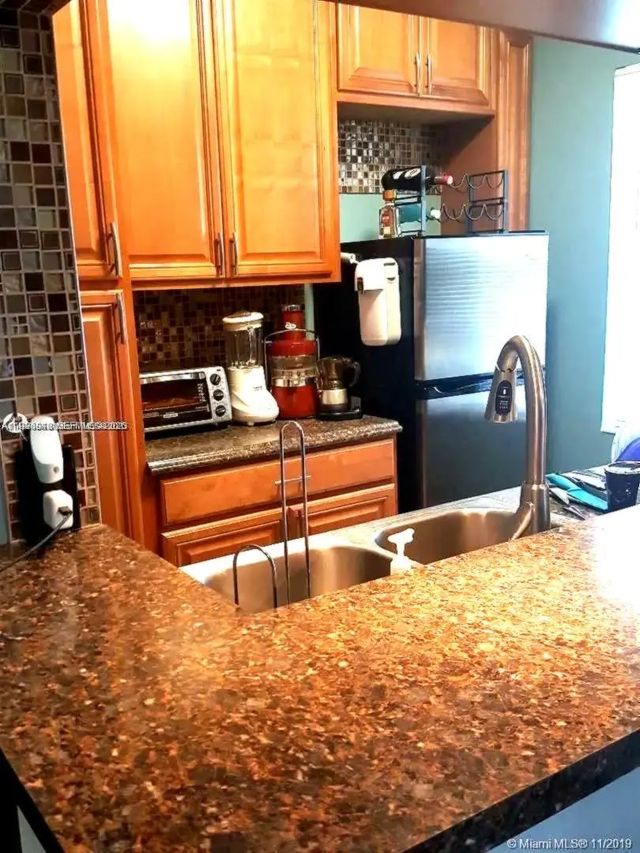 2219 Polk Street #6a, Hollywood