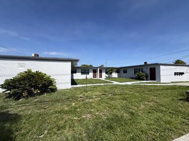 3 of 24 - 2840 Avenue S, West Palm Beach, FL