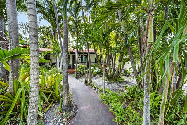4 of 54 - 320 San Sebastian Avenue, Coral Gables, FL