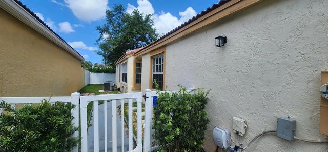 2 of 9 - 17932 Sw 29th Lane, Miramar, FL