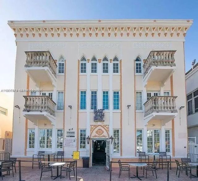 918 Ocean Drive #302, Miami Beach