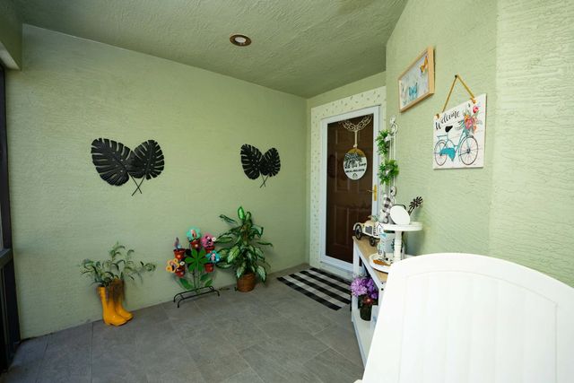 4 of 32 - 67 El Camino Real, Port St. Lucie, FL