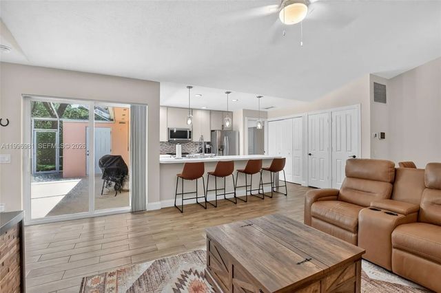 3 of 49 - 102 Sun Terrace Court, Palm Beach Gardens, FL