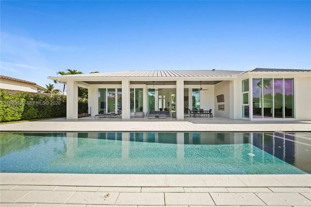 2815 Ne 26th Place, Fort Lauderdale
