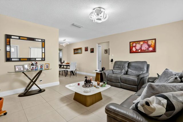 2 of 33 - 6945 Nw 14th Street, Margate, FL