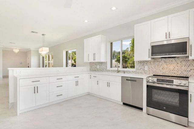 3 of 68 - 9119 Bay Point Circle, West Palm Beach, FL