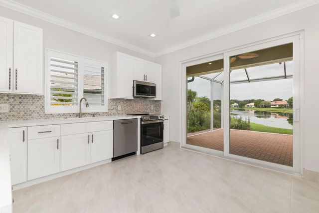 5 of 68 - 9119 Bay Point Circle, West Palm Beach, FL