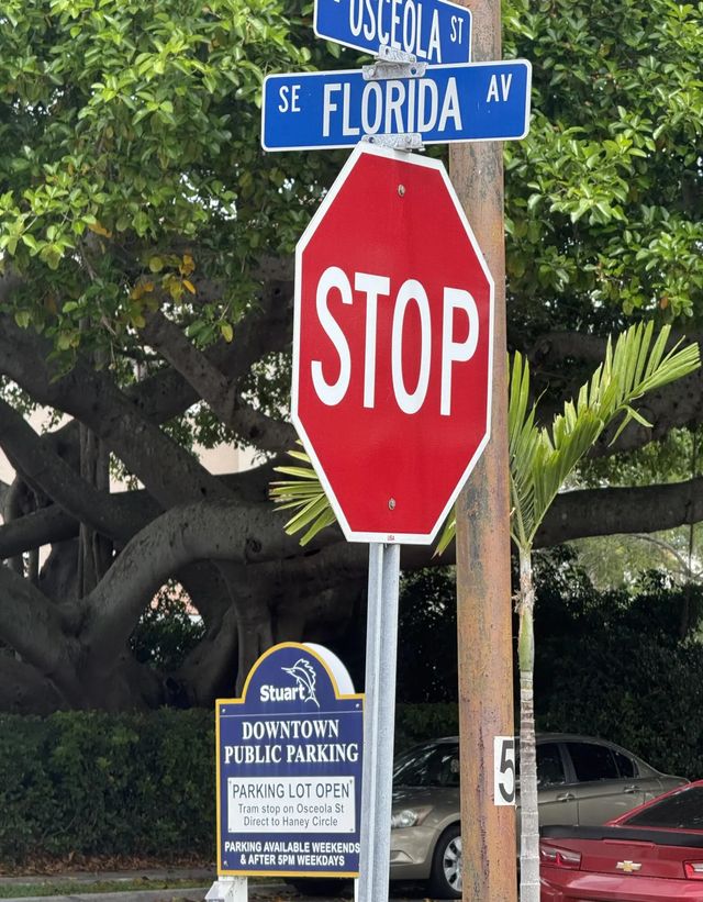 2 of 16 - 218 Se Osceola Street, Stuart, FL