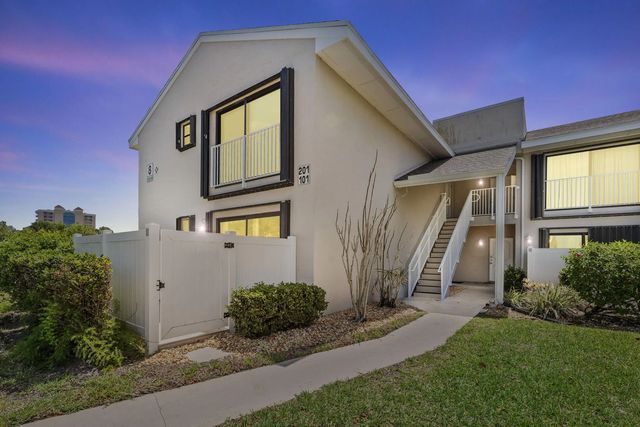 2 of 51 - 3209 S Lakeview Circle #8-101, Hutchinson Island, FL