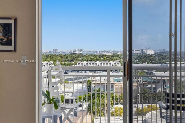 3 of 27 - 1688 West Avenue #1205, Miami Beach, FL