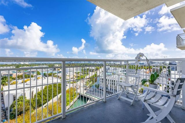 4 of 27 - 1688 West Avenue #1205, Miami Beach, FL