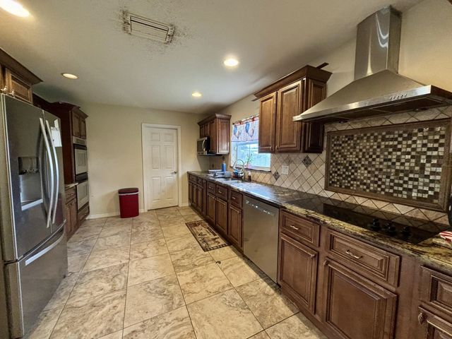 4 of 21 - 4003 Se 26th Street, Okeechobee, FL