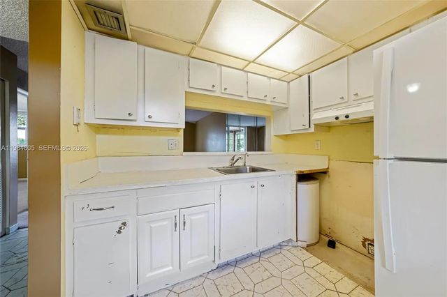 5 of 31 - 9330 Lime Bay Boulevard #209, Tamarac, FL