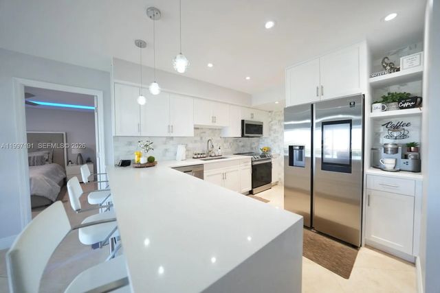200 Diplomat Parkway #827, Hallandale Beach