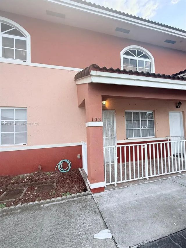 6801 W 36th Avenue #102, Hialeah
