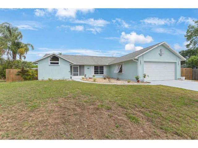 4 of 29 - 814 Floraland Avenue, Sebastian, FL
