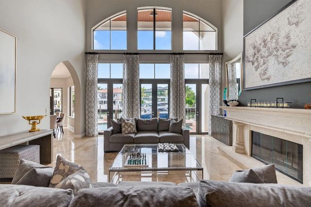 4 of 106 - 2406 Barcelona Drive, Fort Lauderdale, FL