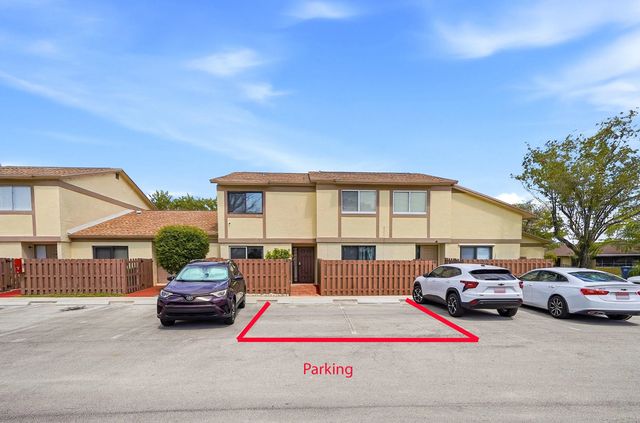 4 of 27 - 10875 Nw 29th Manor #8, Sunrise, FL