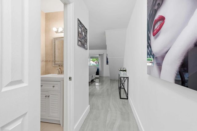 5 of 27 - 10875 Nw 29th Manor #8, Sunrise, FL