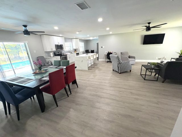 3 of 35 - 1401 Nw 75th Terrace, Plantation, FL
