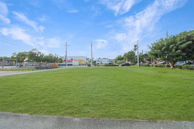 5 of 9 - 31 Nw 4th Street, Homestead, FL
